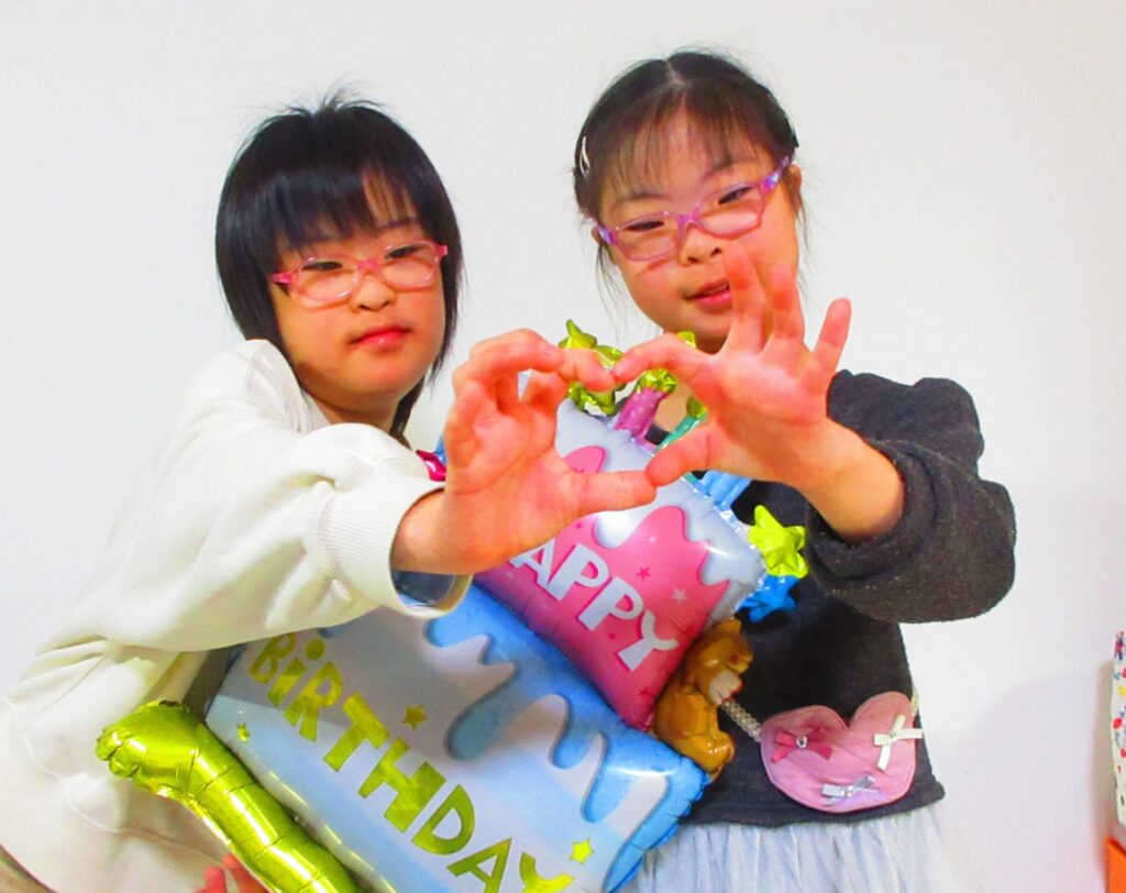 お誕生会&ピザパーティーの様子