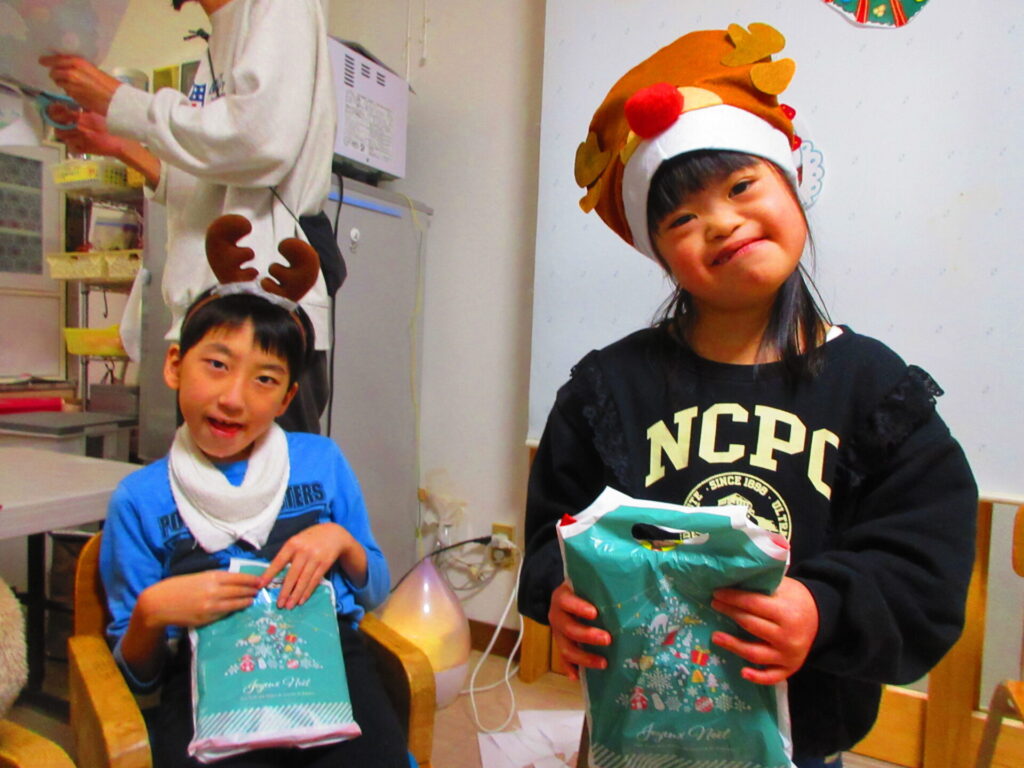 合同レクあるくクリスマス会2025の様子